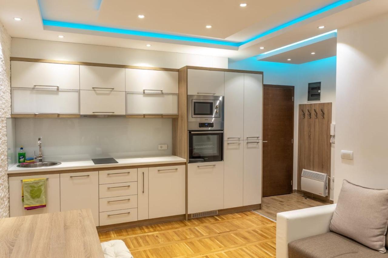 Apartments Mikic ซลาตีบอร์ ภายนอก รูปภาพ